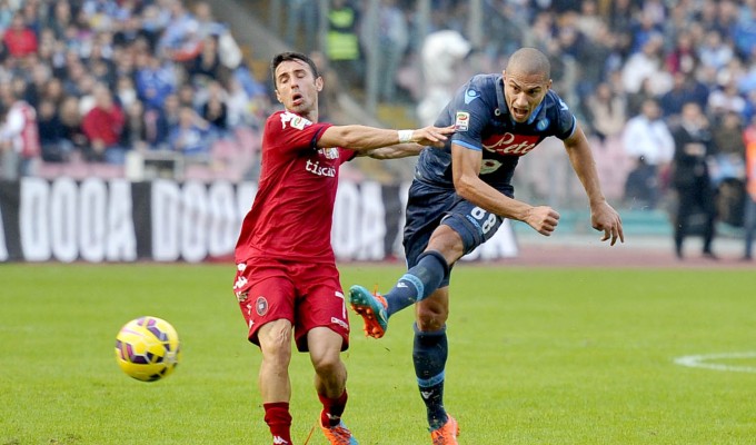 Goal e spettacolo al "San Paolo": Napoli-Cagliari finisce ...