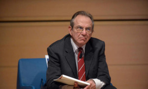 padoan-presenta-programma-economico-semestre-a-parlamento-europeo